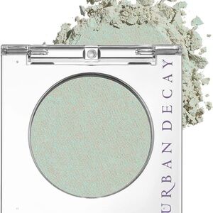‘Lucid’ 24/7 Eyeshadow